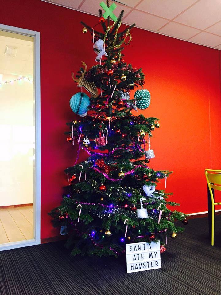Kerstboom op de werkplek
